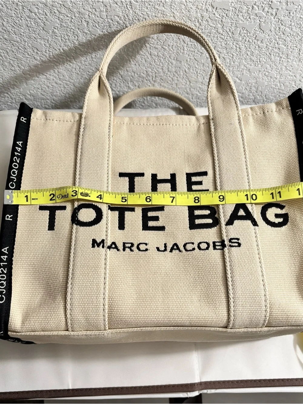 Marc Jacobs Cream Canvas 'The Tote Bag' with Black Logo